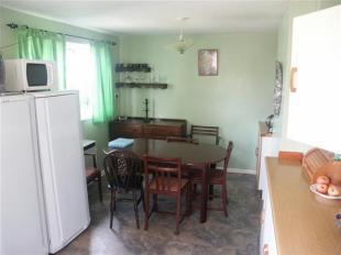 Dining End