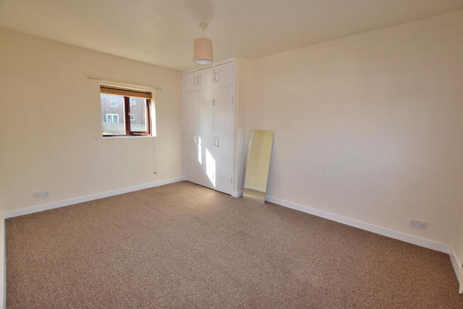 2 bed Semi-Detached for sale Image 9