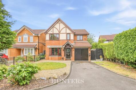 Silverton Grove, Silver Birch, Middleton, M24
