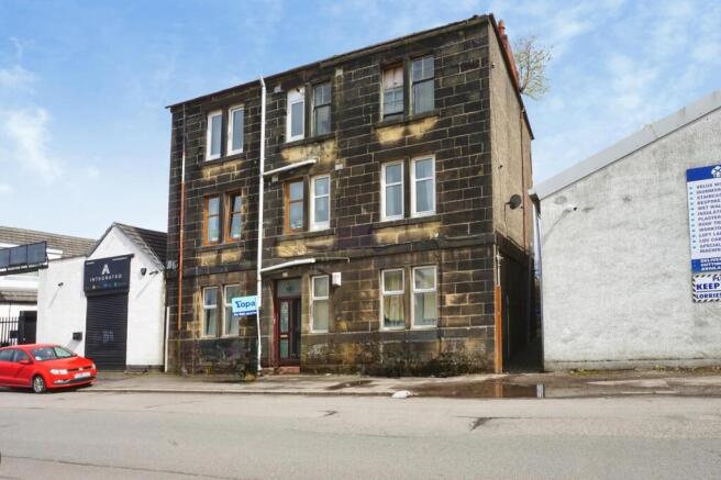1-bed flat on Abercorn Street, Paisley, PA3, £37,000