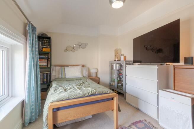 3 bed Semi-Detached for sale Image 10