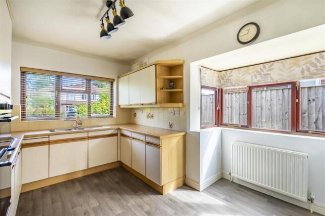 3 bed Bungalow to rent Image 11
