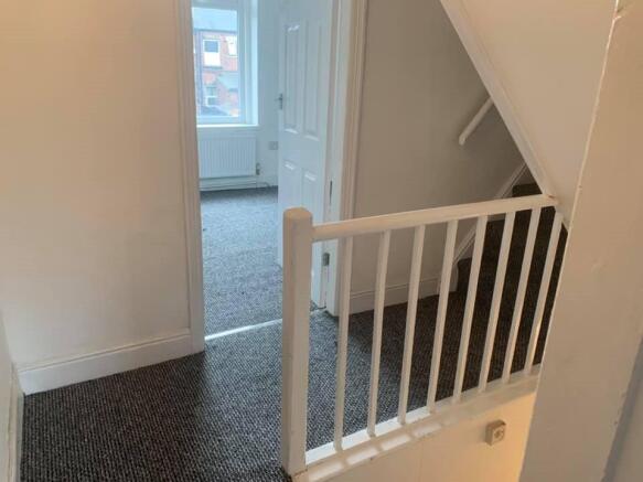 3 bed House to rent Image 11