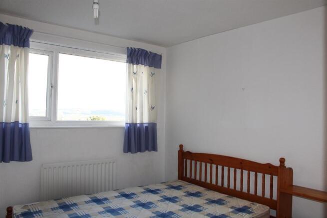 Bed 1.JPG