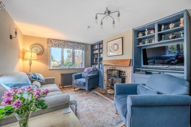 4 bed Detached for sale Image 5