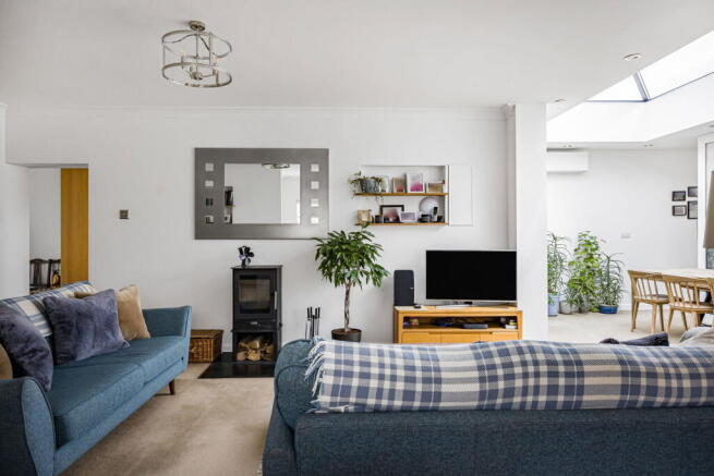 Hill Farm Road,Marlow,SL7 3LU photo 4