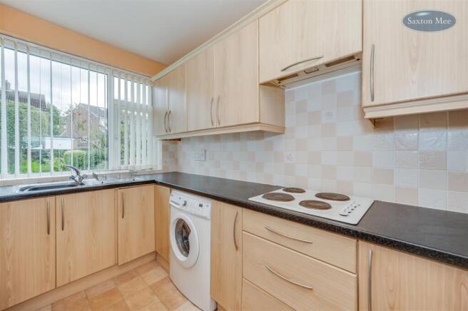 3 bed Semi-Detached for sale Image 8