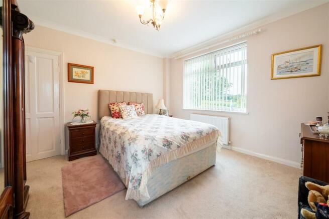 Bedroom 3-2.jpg