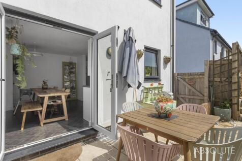 Daveys Elm View, Paignton, TQ4