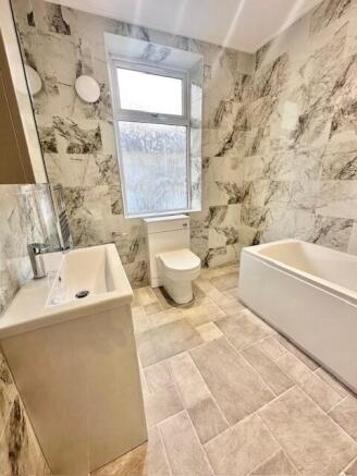 2 bed House to rent Image 9