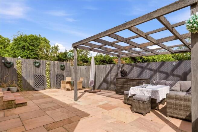 Rear Patio Garden