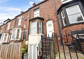 65, Church Street, Kirkstall, Leeds LS5 3HZ