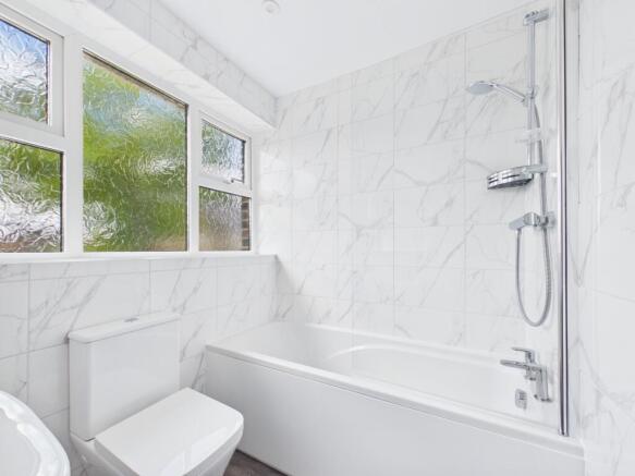 3 bed Semi-Detached for sale Image 11