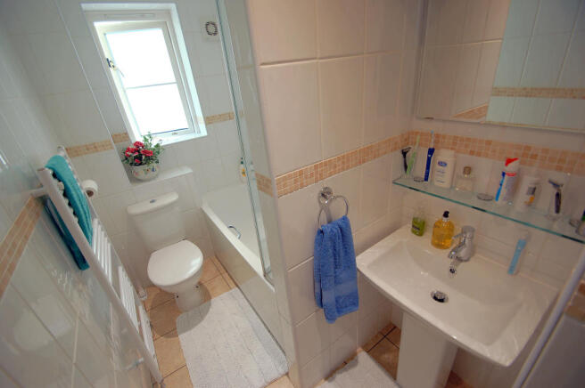 Baytree Cott Bath 2.JPG