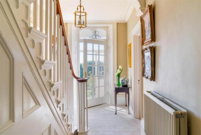 Hallway-3.jpg