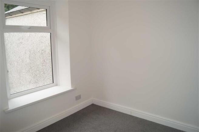 BEDROOM 3 (REAR)