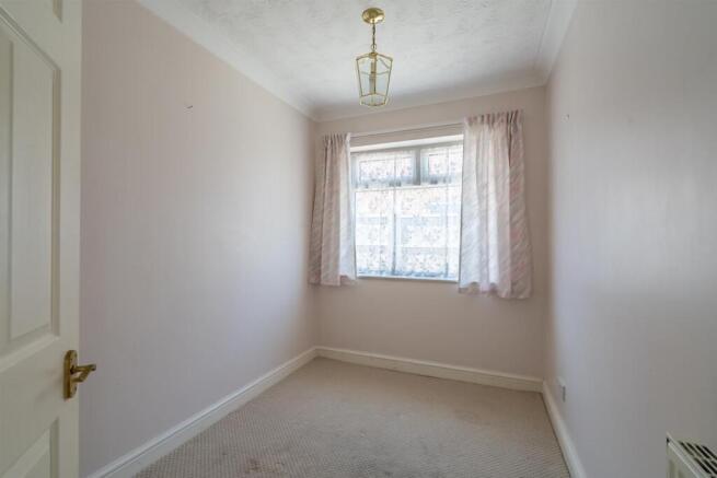 3 bed Detached Bungalow for sale Image 10