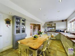 13, Ladywood Road, Cuxton, Rochester ME2 1EW