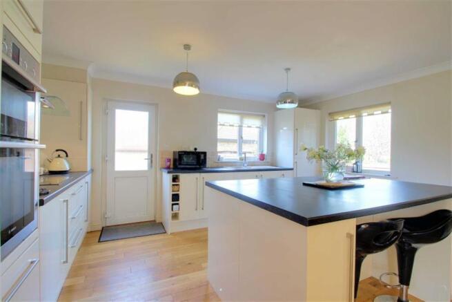 OPEN PLAN KIT/LIVING