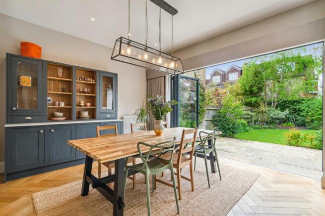 Dukes Avenue,W4_FOR SALE