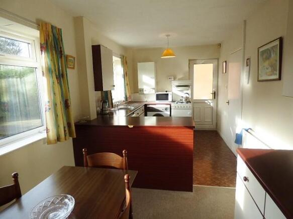 Kitchen 4