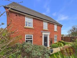 32, St Nicholas Drive, Northampton NN3 7DS