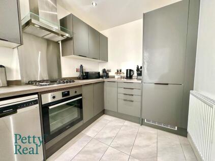 Oak Mill Drive, Colne