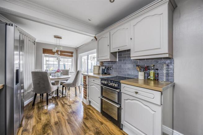 7 Frobisher Grove, Portchester-PorticoMarketing-O'