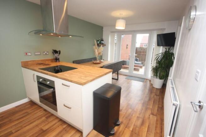 Kitchen / Dining Room