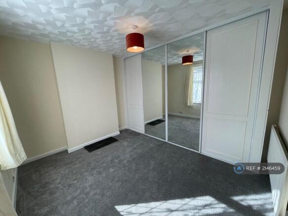 Double Bedroom/Reception