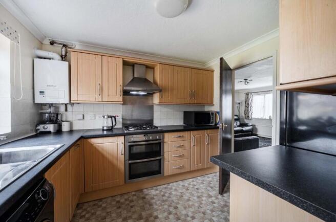 1439983-26-69d8f8...