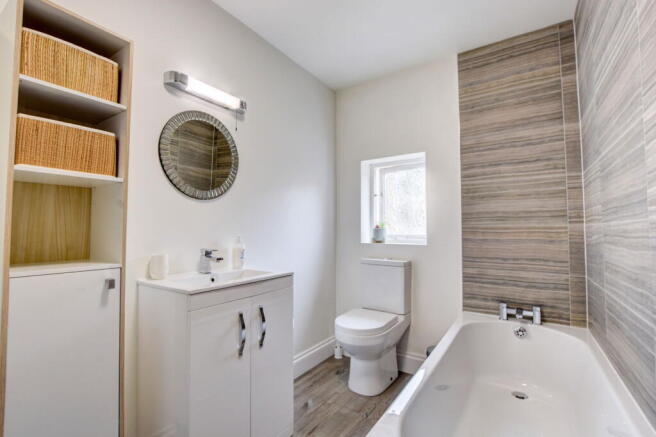 2 bed Apartment for sale Image 8