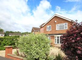 29, Dovecote, Middle Rasen, Market Rasen LN8 3UD