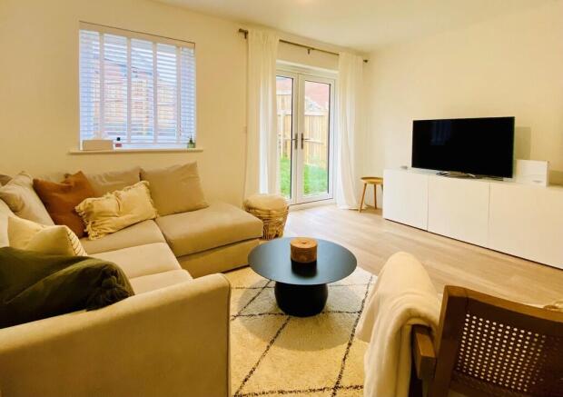 LOUNGE - 2