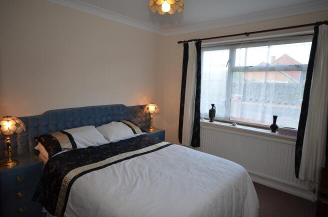 Bedroom 2 (Double)