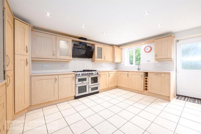 Kitchen Diner
