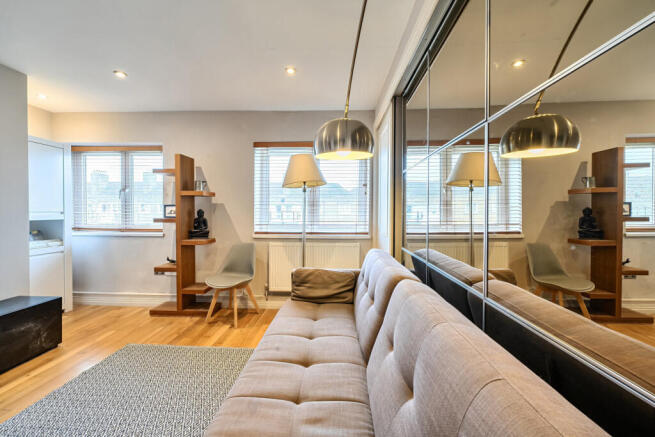 1420668-4-69a1c41...