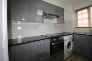 88, Dunnock Close, London N9 8UD