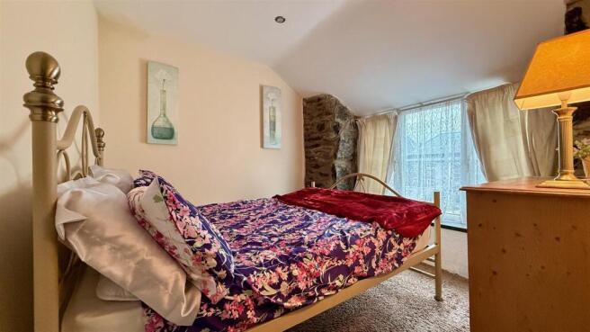 attic room 1