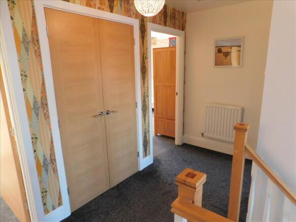 FIRST FLOOR LANDING