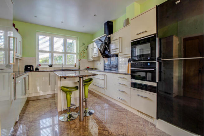 Kitchen / Diner (2)