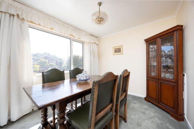 The Moorlands, Devizes, Wiltshire, SN10 5HF photo 4