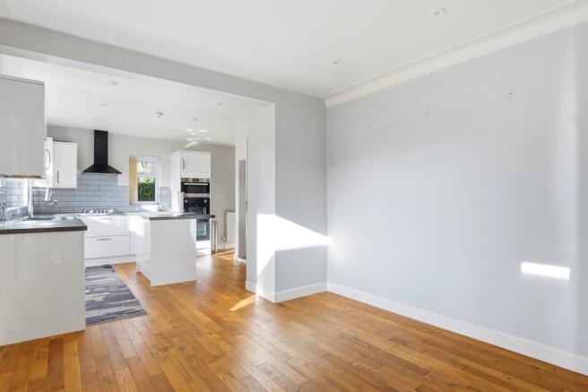 3 bed Detached for sale Image 5