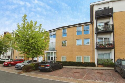 Drake Way, Reading, RG2