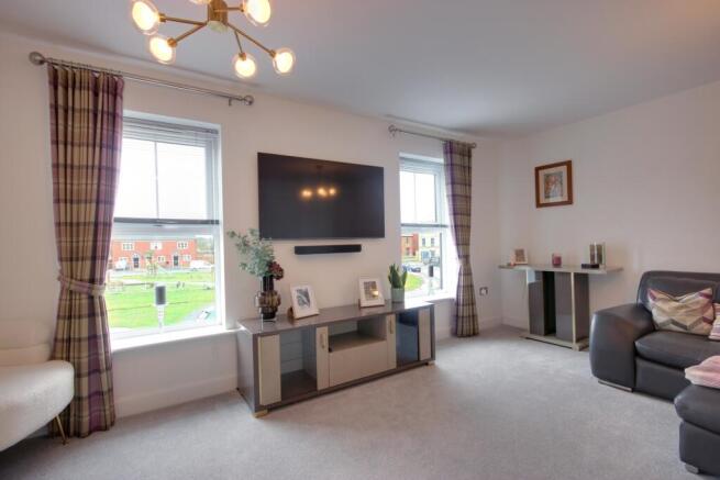 2 Field Maple Crescent, Beverley photo 4