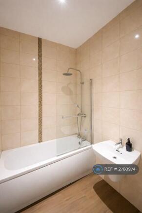 1 bed House Share to rent Image 4