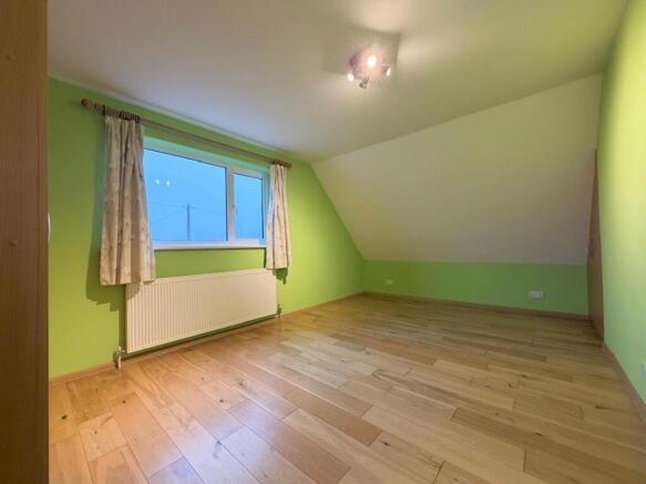 22 Northfield - Bedroom 222.jpeg