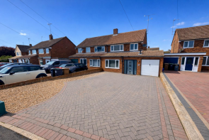 50, Mendip Way, Luton LU3 3JL