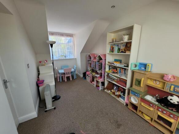 Photo 11