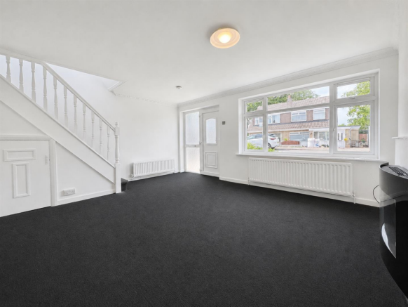 3 bed Semi-Detached for sale Image 4